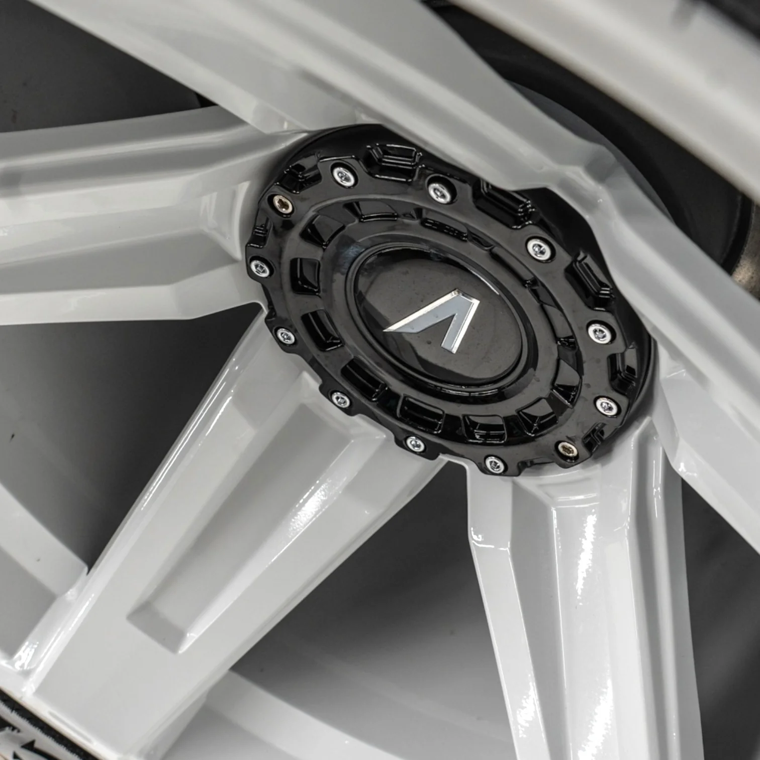 Ford Bronco Apocalypse 5 Spoke Wheel 6 Lug (White) 2021-2026 - Image 5