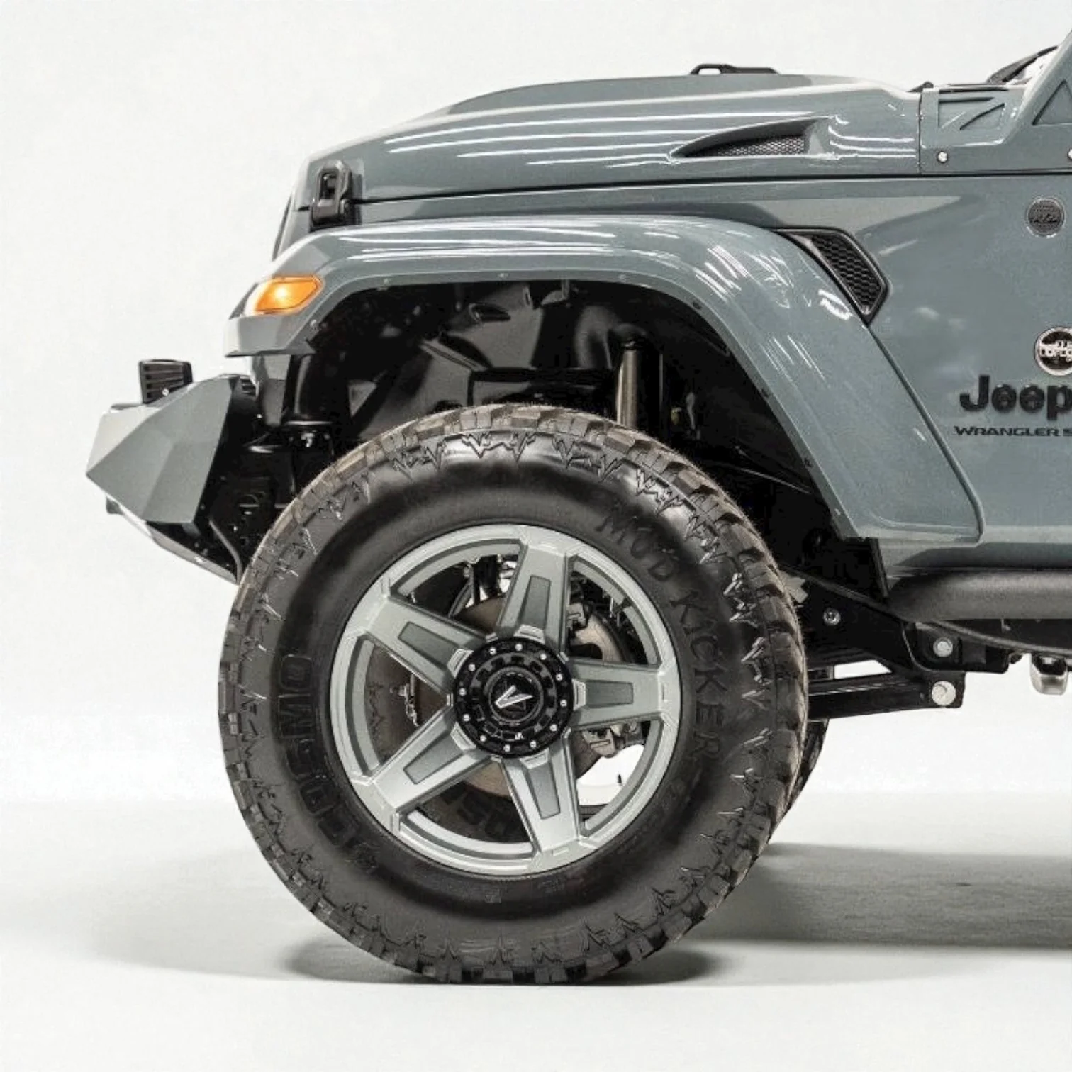 Apocalypse 5 Spoke Wheel for Jeep Gladiator / Wrangler 5 Lug (Silver) - Image 13